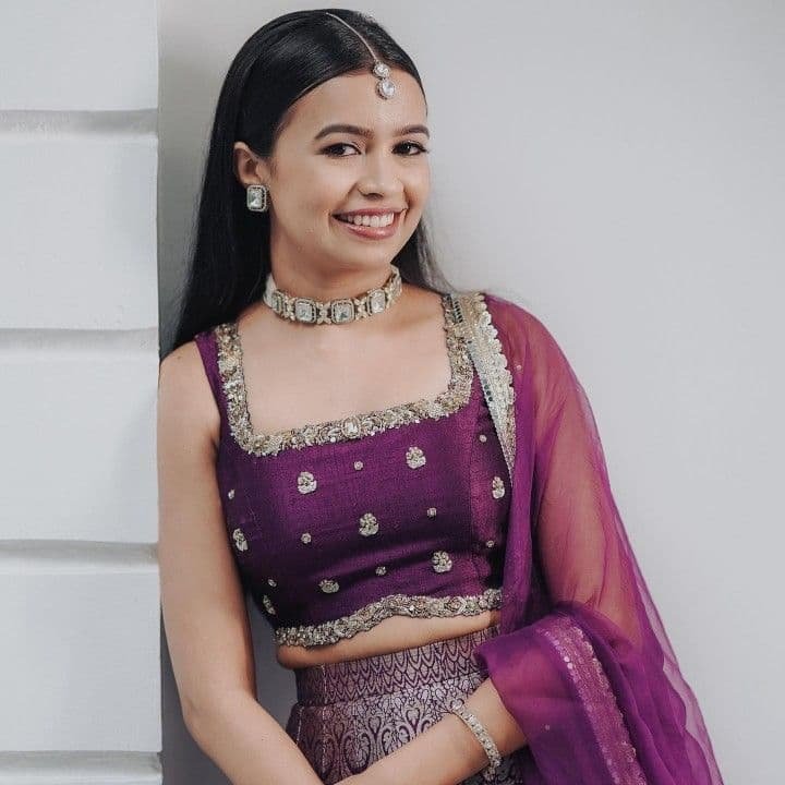 Lehenga Blouse Design for Girl