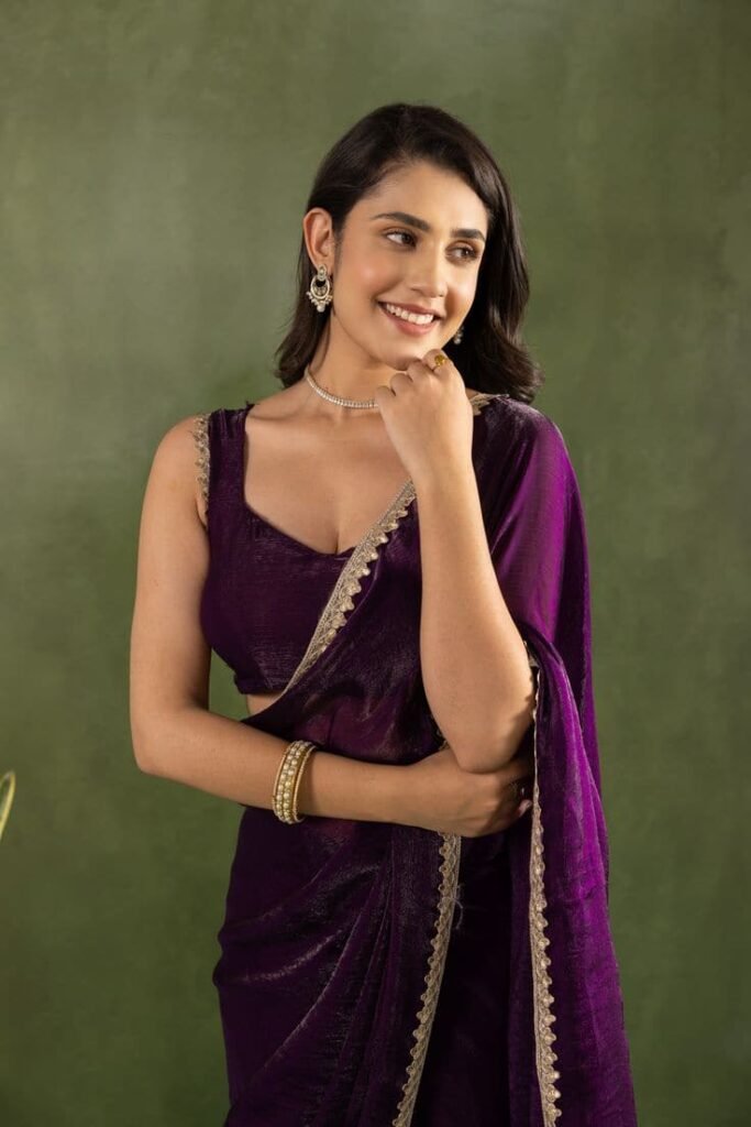 Sleeveless Velvet Blouse Design