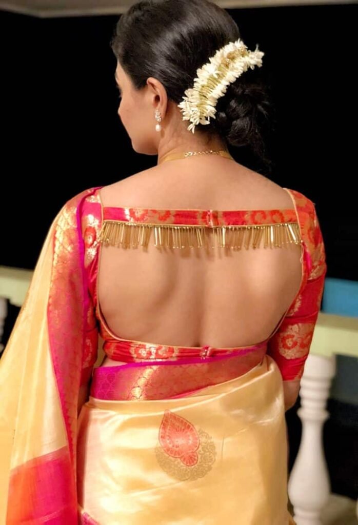 Kanjivaram Blouse Back Neck Designs