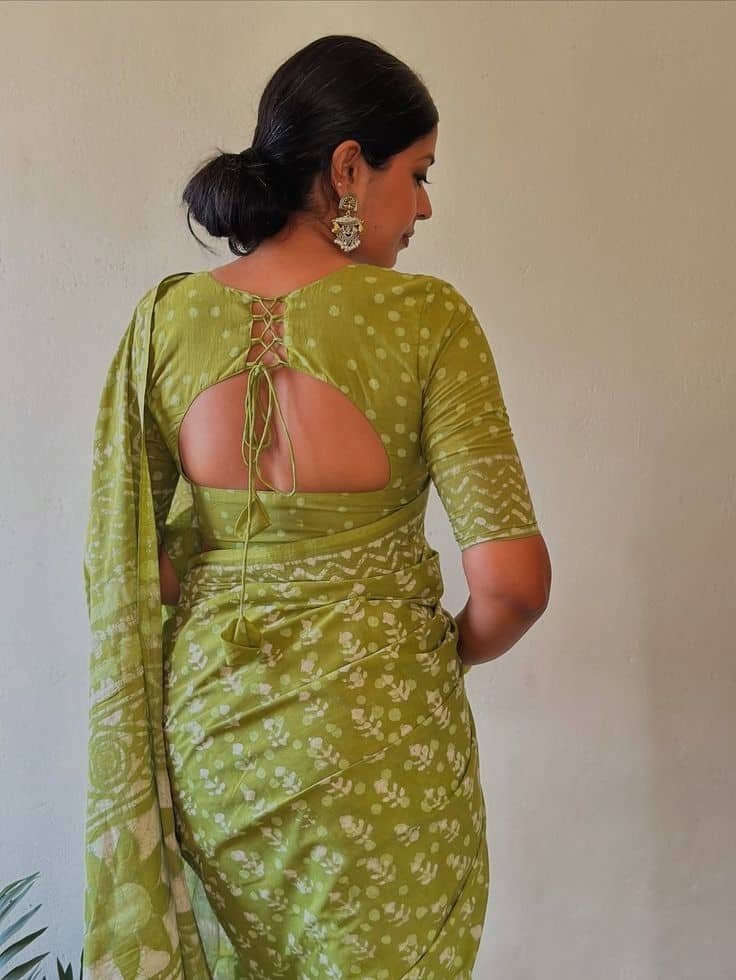 Modern Cotton Saree Blouse Back Neck Designs