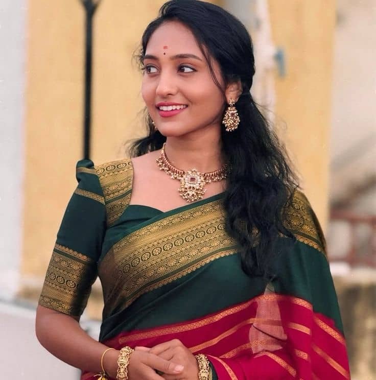 Latest Blouse Designs